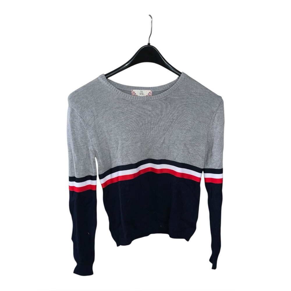 PINK ROSE Gray, Red, White, Blue Long Sleeve Sweater Size : Small